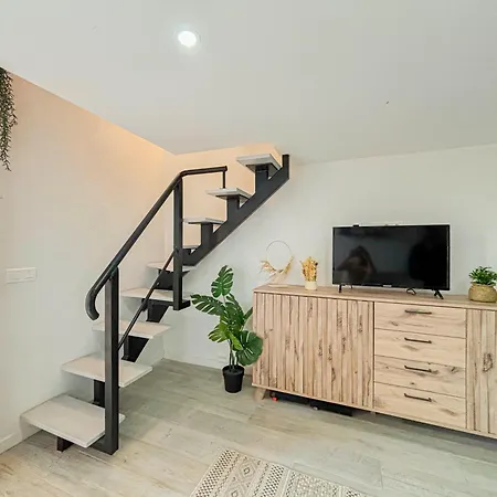 Potiers - Parking, Wifi, 2pers *