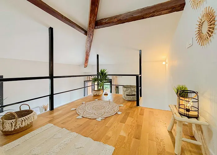 Potiers - Parking, Wifi, 2pers Appartement *