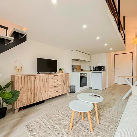 Potiers - Parking, Wifi, 2pers Nizza